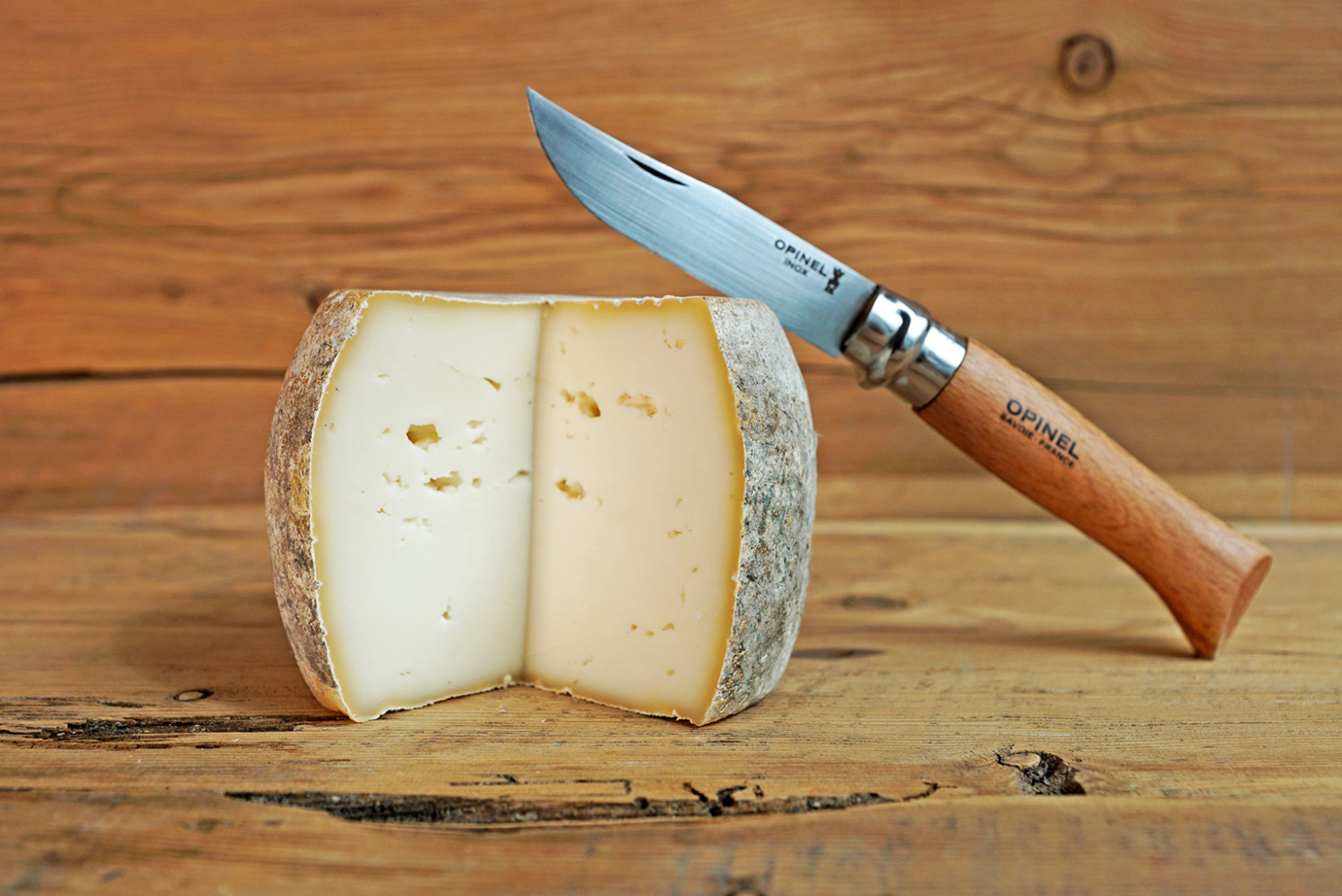 Tomme de brebis Fromage de brebis (Parrachée) Terroir de Maurienne